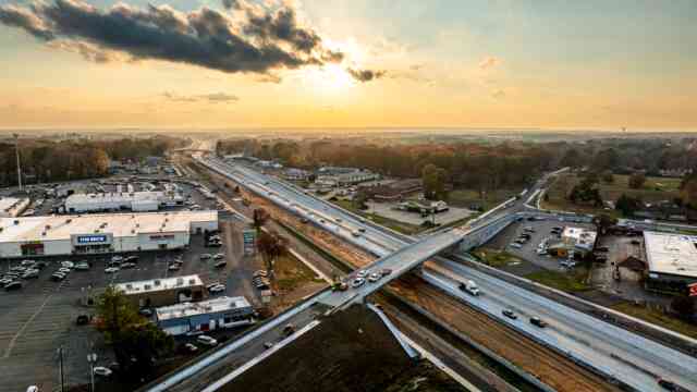 2025 11 21 CA0604 PH Construction Gregory St Bridge 10
